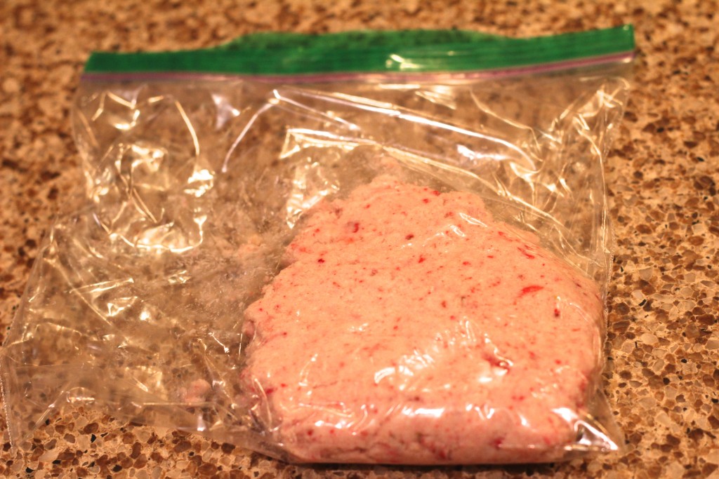 Put strawberry frosting Easy-Bake Oven mix in baggie to remove lumps